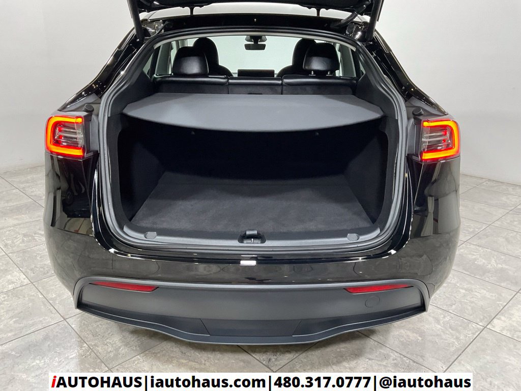 Used 2023 Tesla Model Y Performance AWD/4WD image 14
