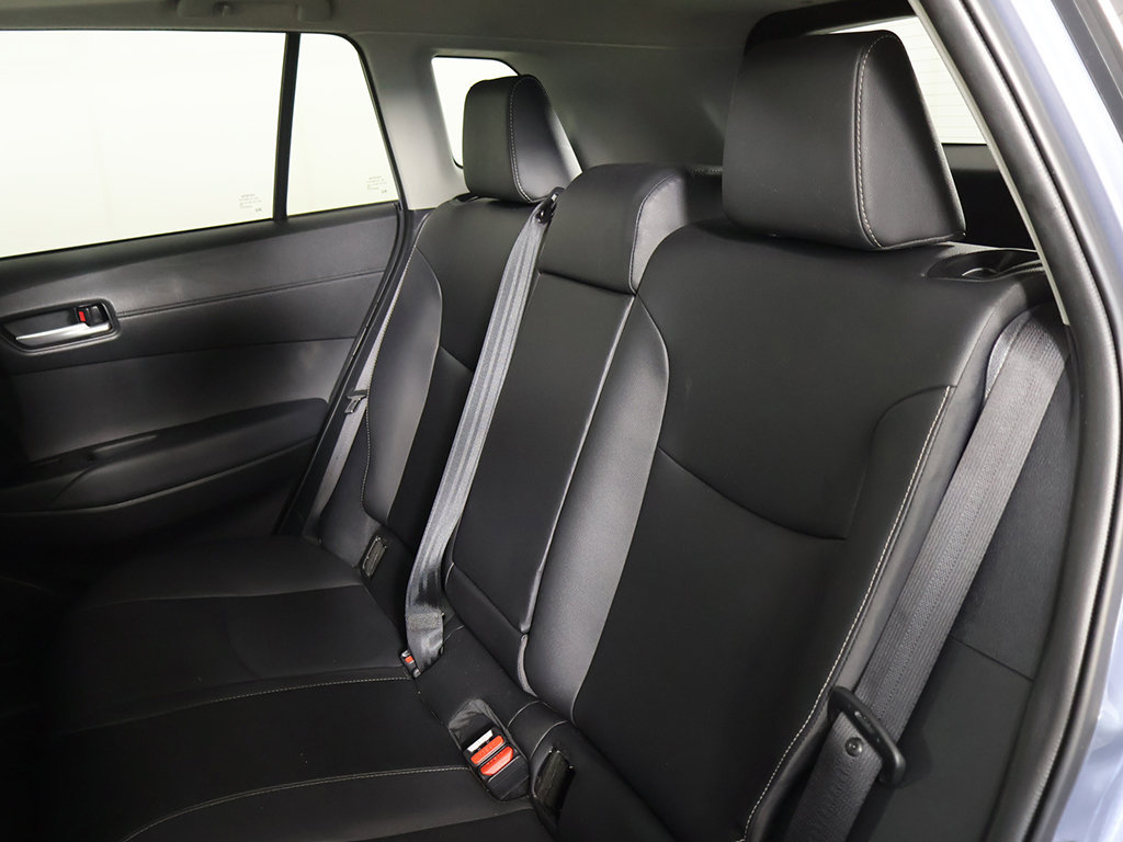 Used 2022 Toyota Corolla Cross XLE w/ Convenience Package AWD/4WD image 30
