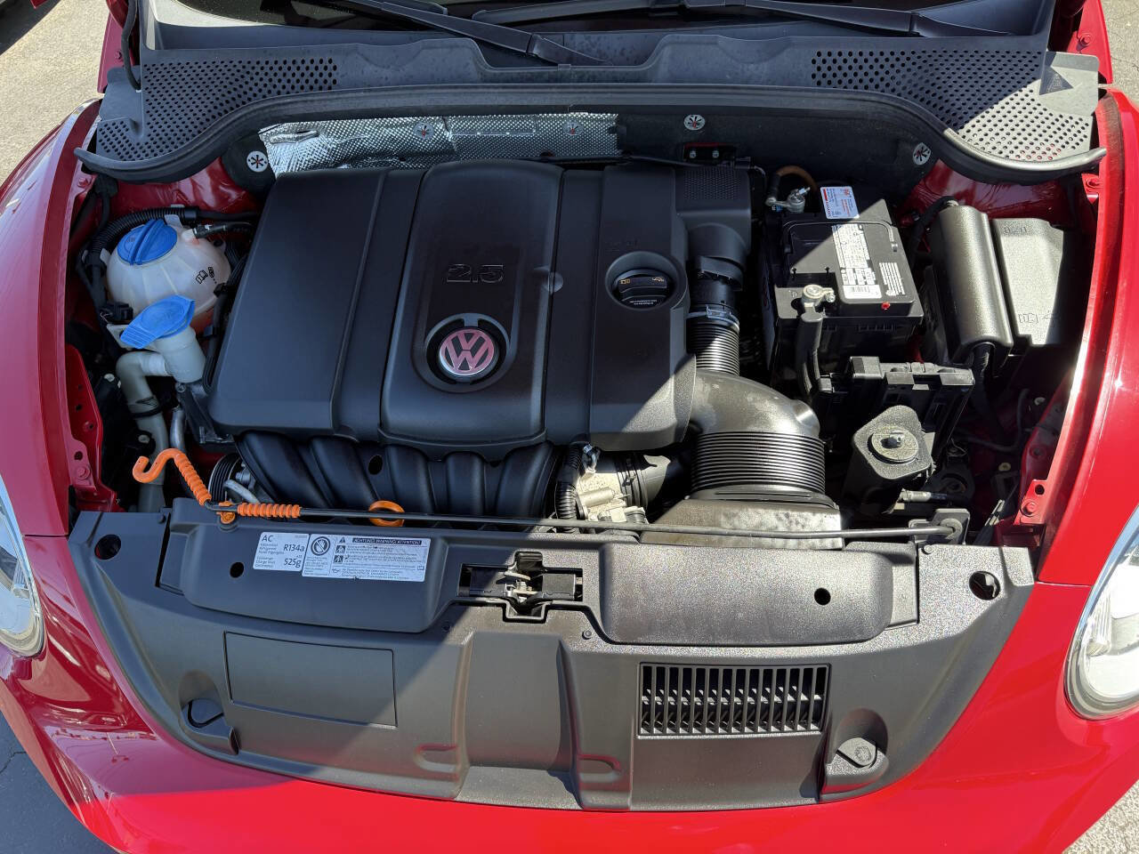 Used 2012 Volkswagen Beetle 2.5 FWD image 15