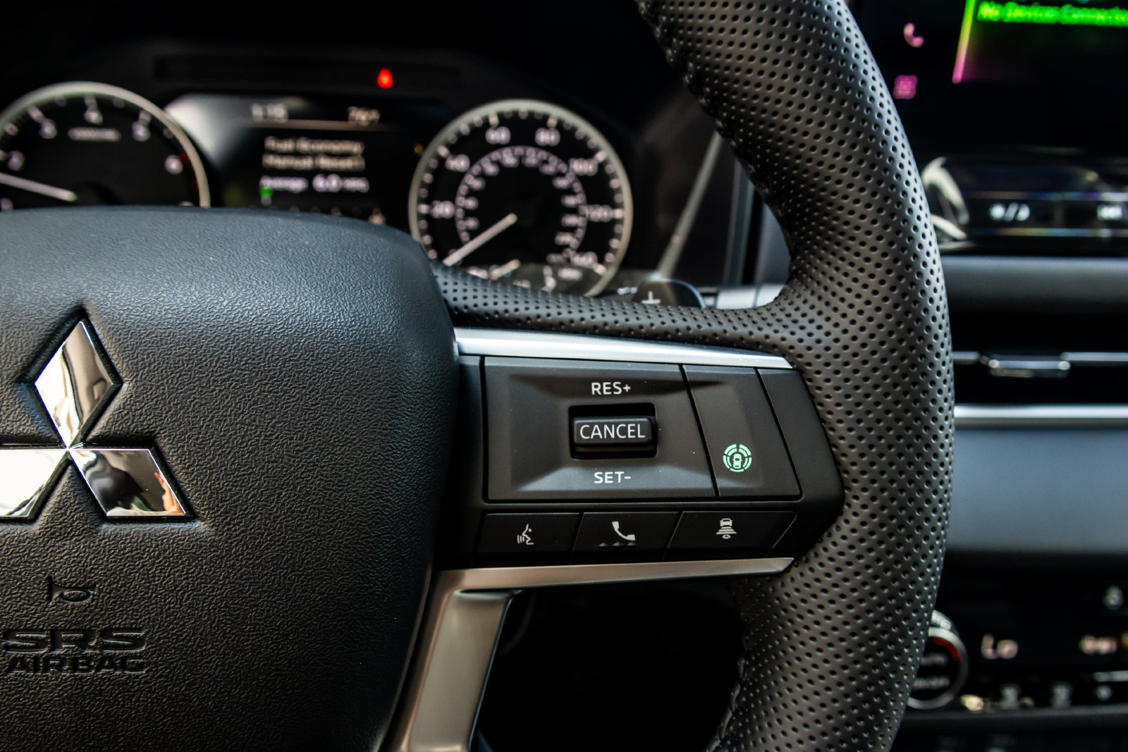 New 2026 Mitsubishi Outlander AWD image 30