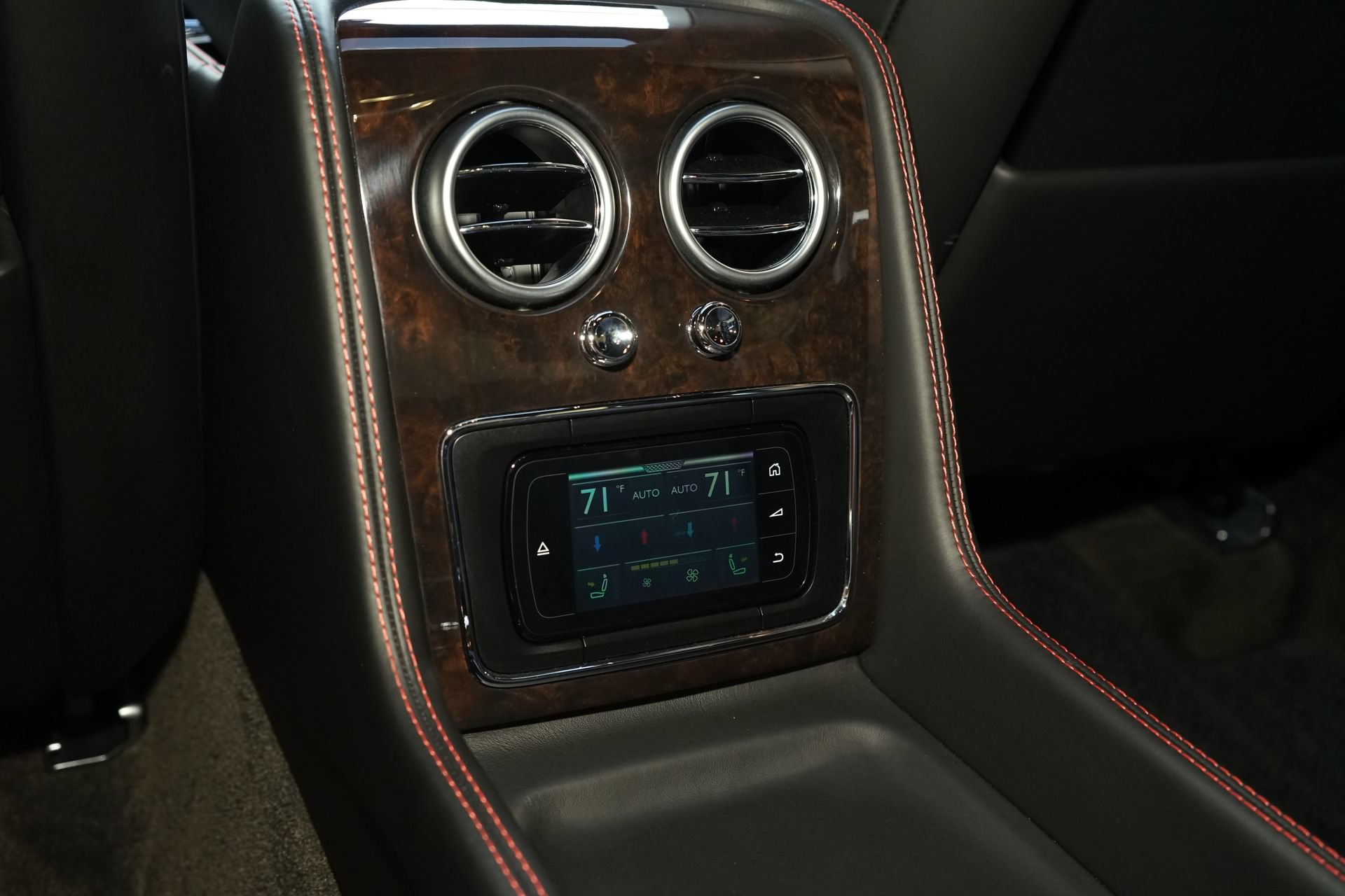 Used 2014 Bentley Flying Spur W12 AWD/4WD image 20