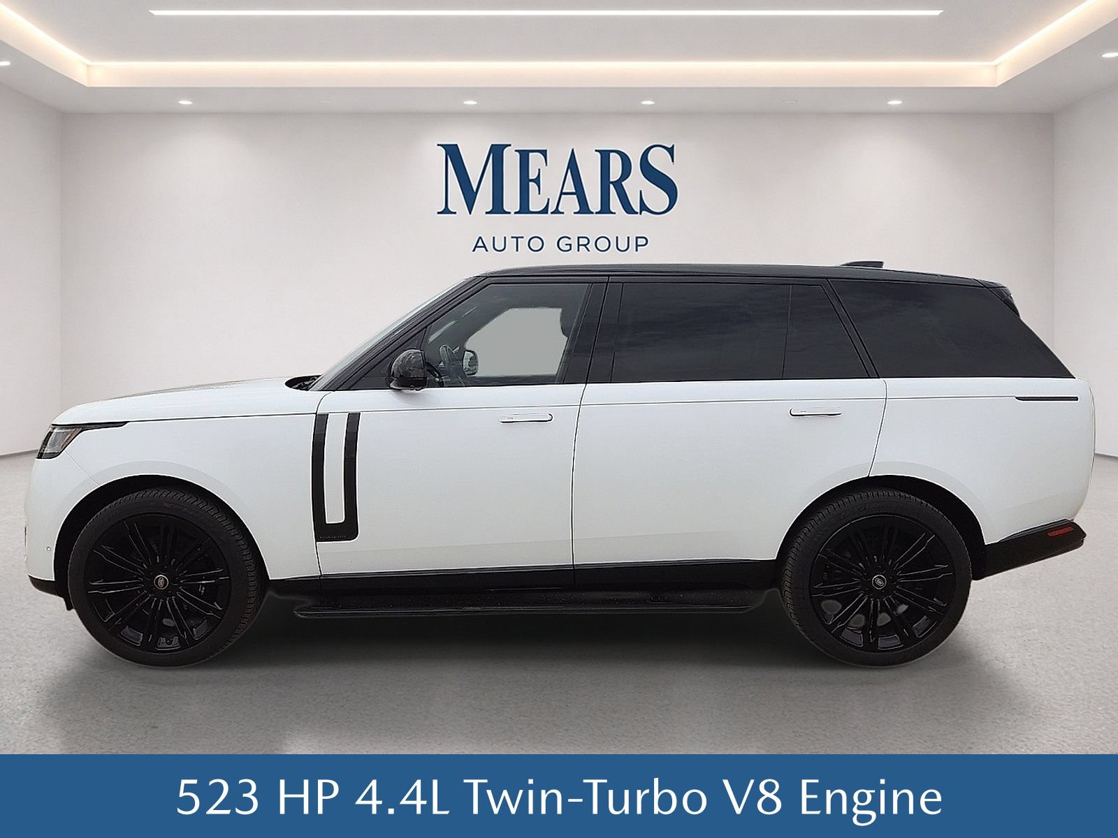 Used 2024 Land Rover Range Rover Long Wheelbase Autobiography AWD/4WD image 3