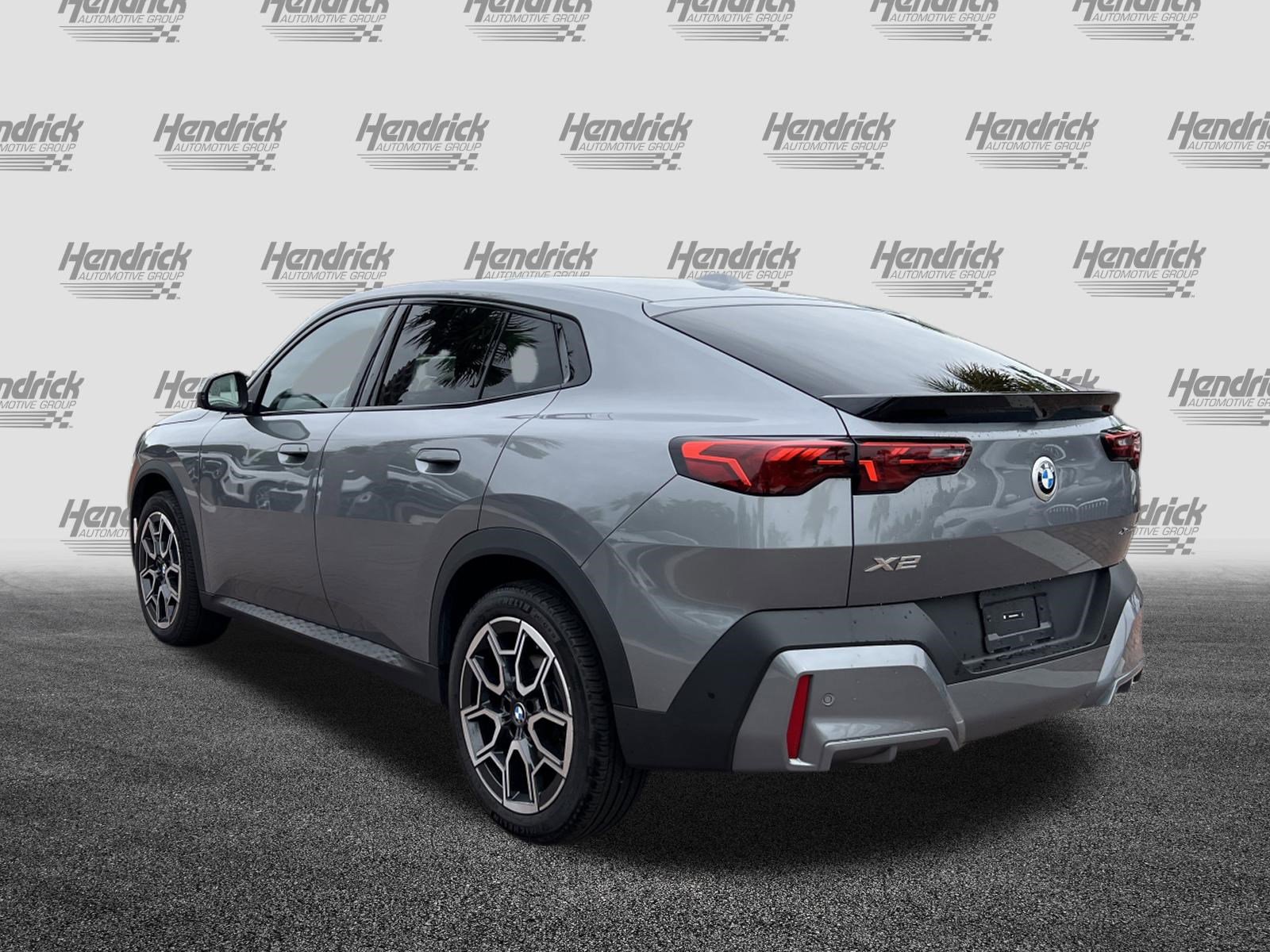 Certified 2025 BMW X2 xDrive28i AWD/4WD image 8