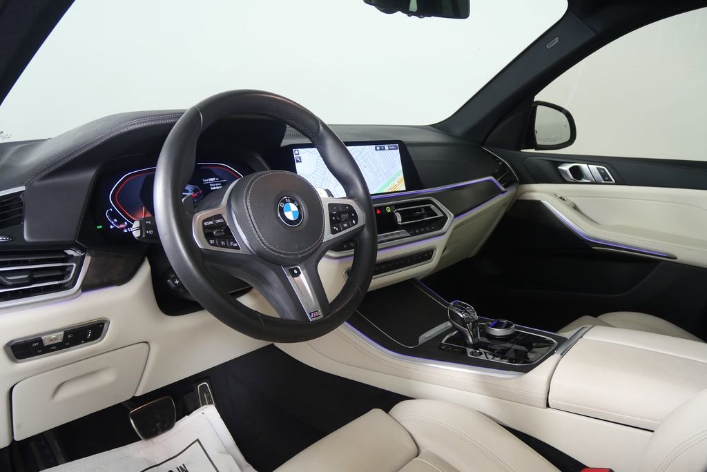 Used 2022 BMW X5 xDrive40i w/ M Sport Package image 12