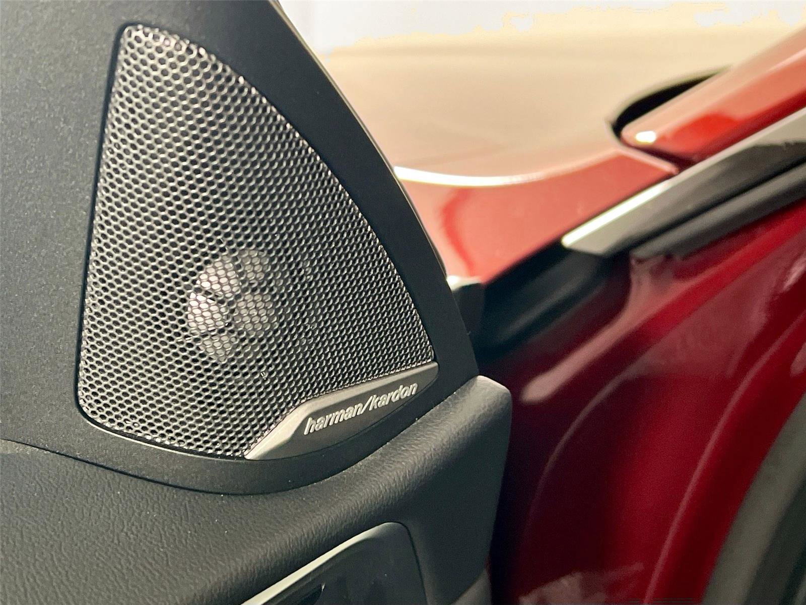 Used 2023 BMW M4 xDrive Competition w/ Executive Package image 19