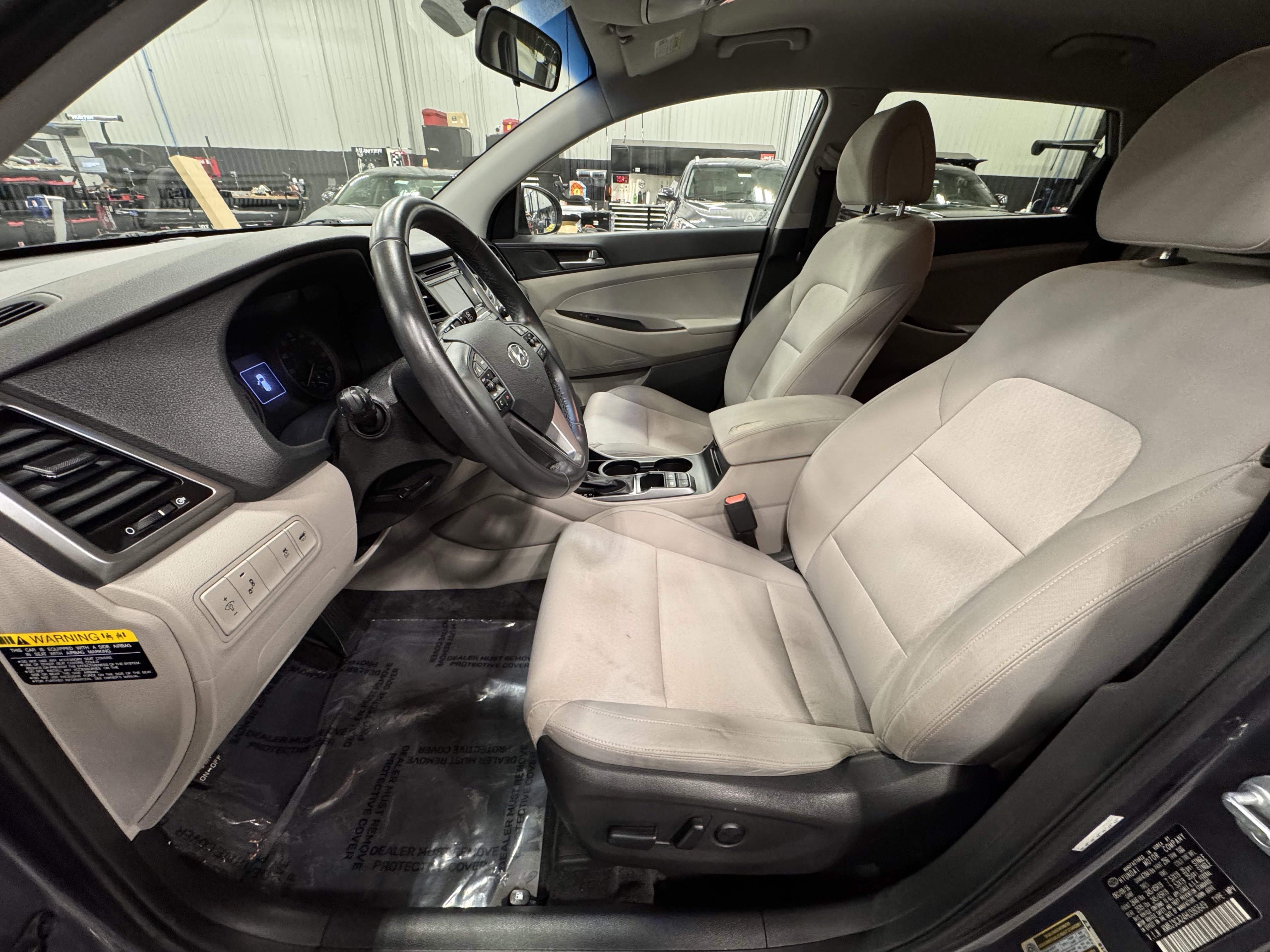 Used 2017 Hyundai Tucson Sport w/ Cargo Package image 17