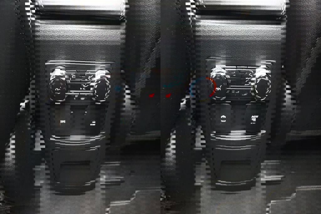 Used 2022 Ford Explorer ST w/ Equipment Group 401A image 12