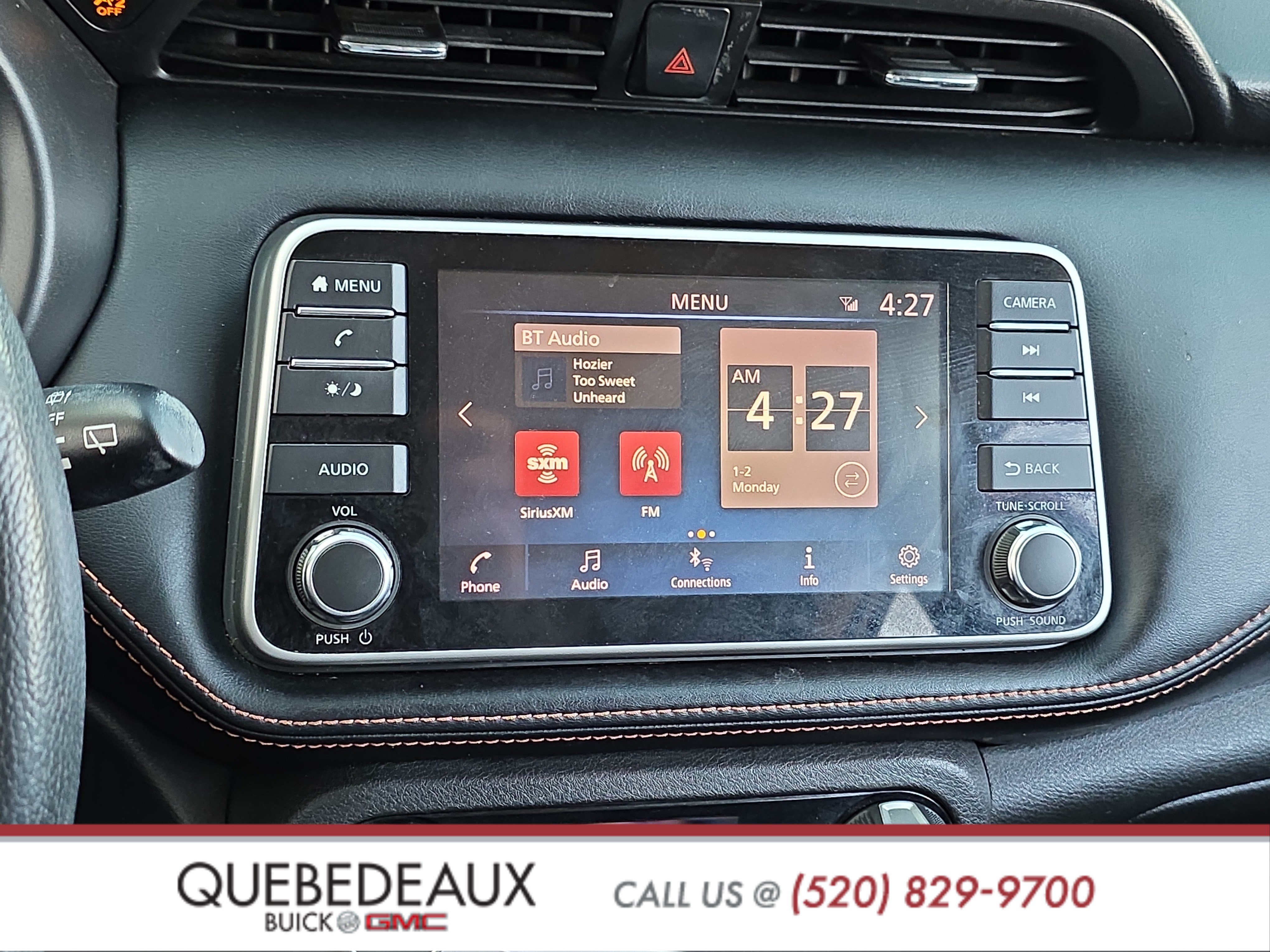 Used 2018 Nissan Kicks SR w/ Exterior Package FWD image 17