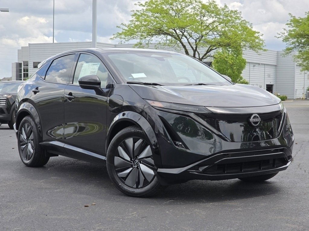 New 2025 Nissan Ariya AWD image 2