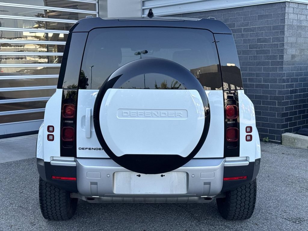 Certified 2024 Land Rover Defender 110 S AWD/4WD image 5