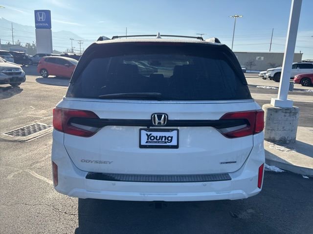 New 2026 Honda Odyssey Touring image 6