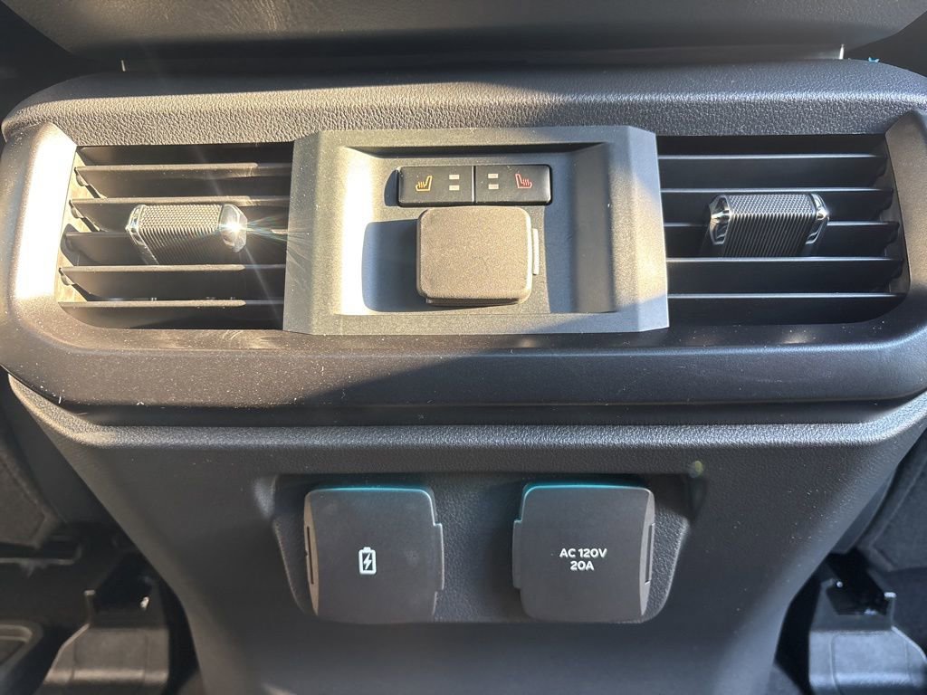 Used 2025 Ford F150 Raptor image 14