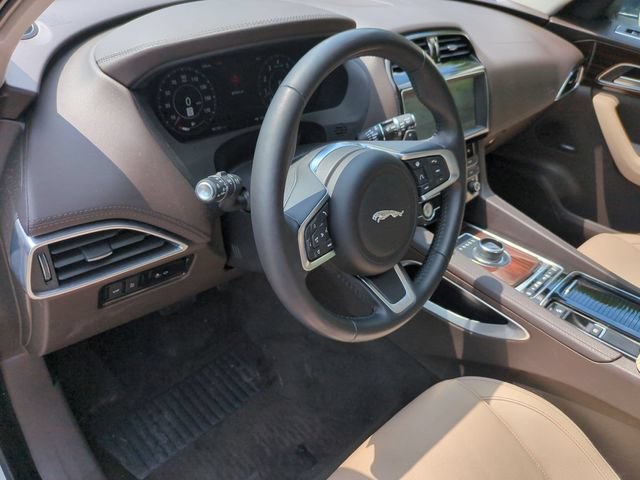 Used 2020 Jaguar F-PACE Prestige AWD/4WD image 7