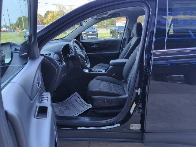 Used 2020 Chevrolet Equinox LT w/ Driver Convenience Package FWD image 12