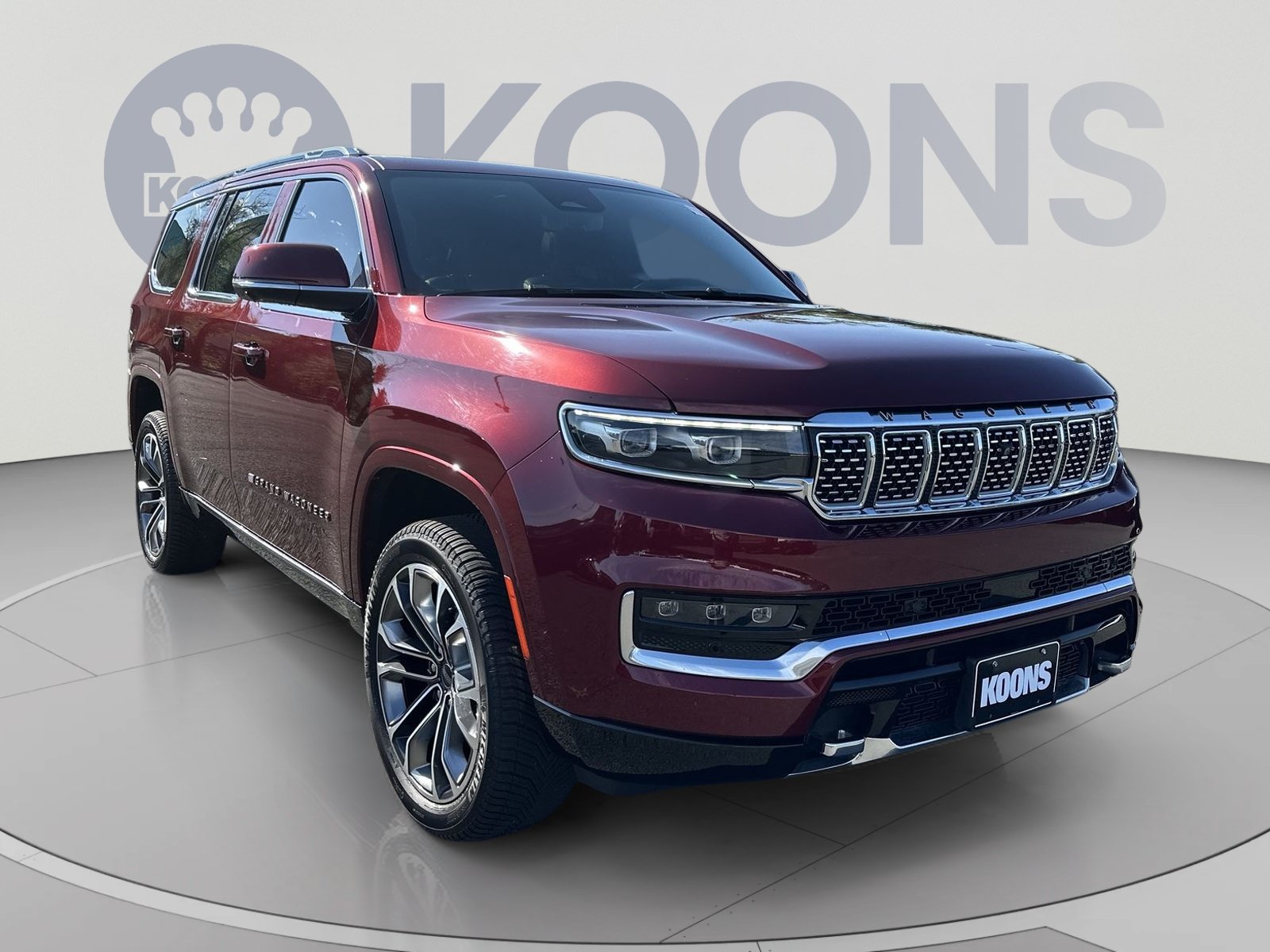 Used 2022 Jeep Grand Wagoneer Series III w/ Rear Seat Video Group 1 AWD/4WD image 2