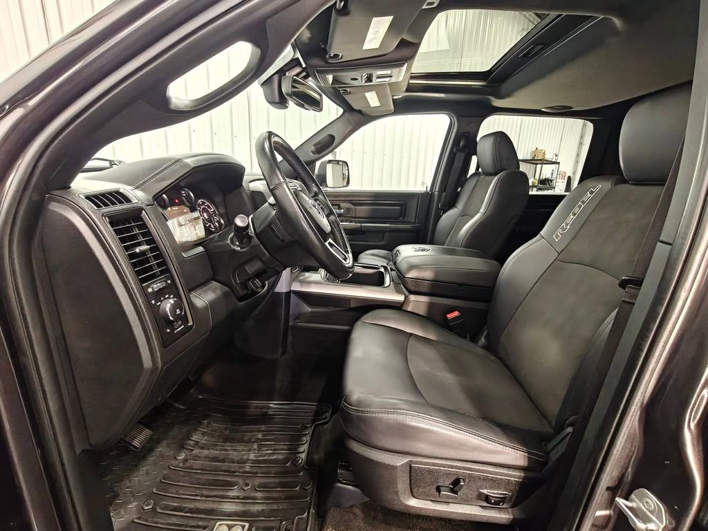 Used 2017 RAM 1500 Rebel w/ Luxury Group AWD/4WD image 32