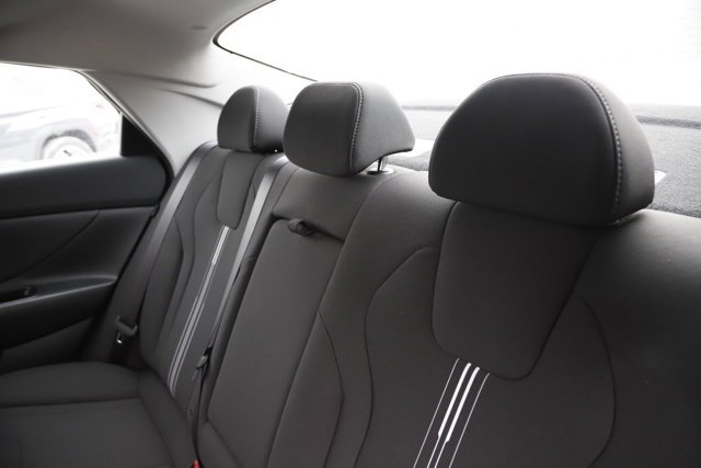 Certified 2024 Hyundai Elantra SEL w/ Convenience Package image 15