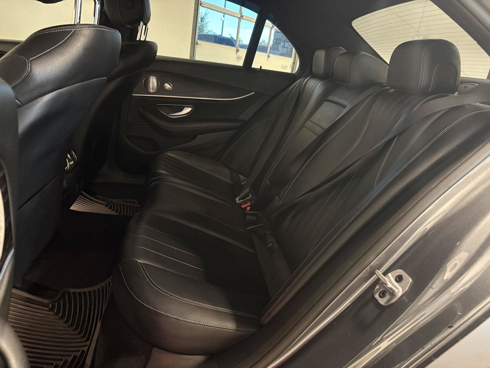 Used 2019 Mercedes-Benz E 450 4MATIC Sedan image 33
