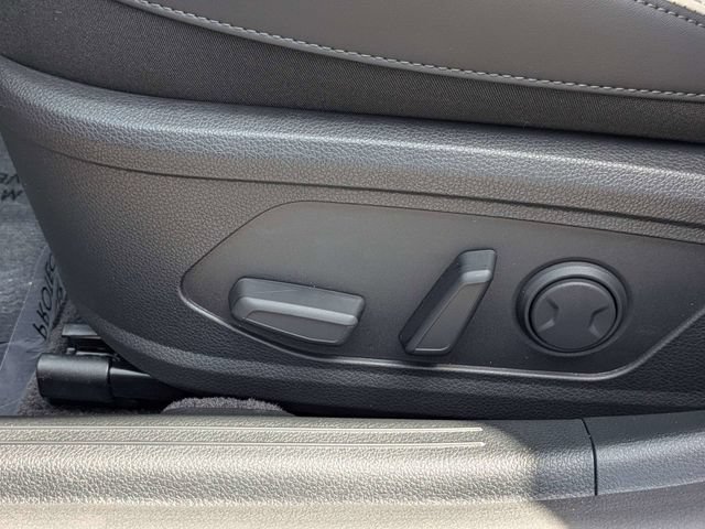 New 2026 Kia K5 GT-Line w/ GT-Line Premium Package FWD image 19