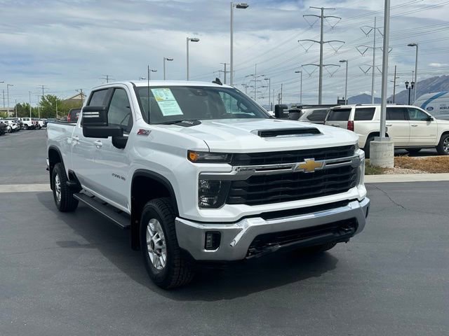 Used 2024 Chevrolet Silverado 2500 LT w/ Convenience Package image 27