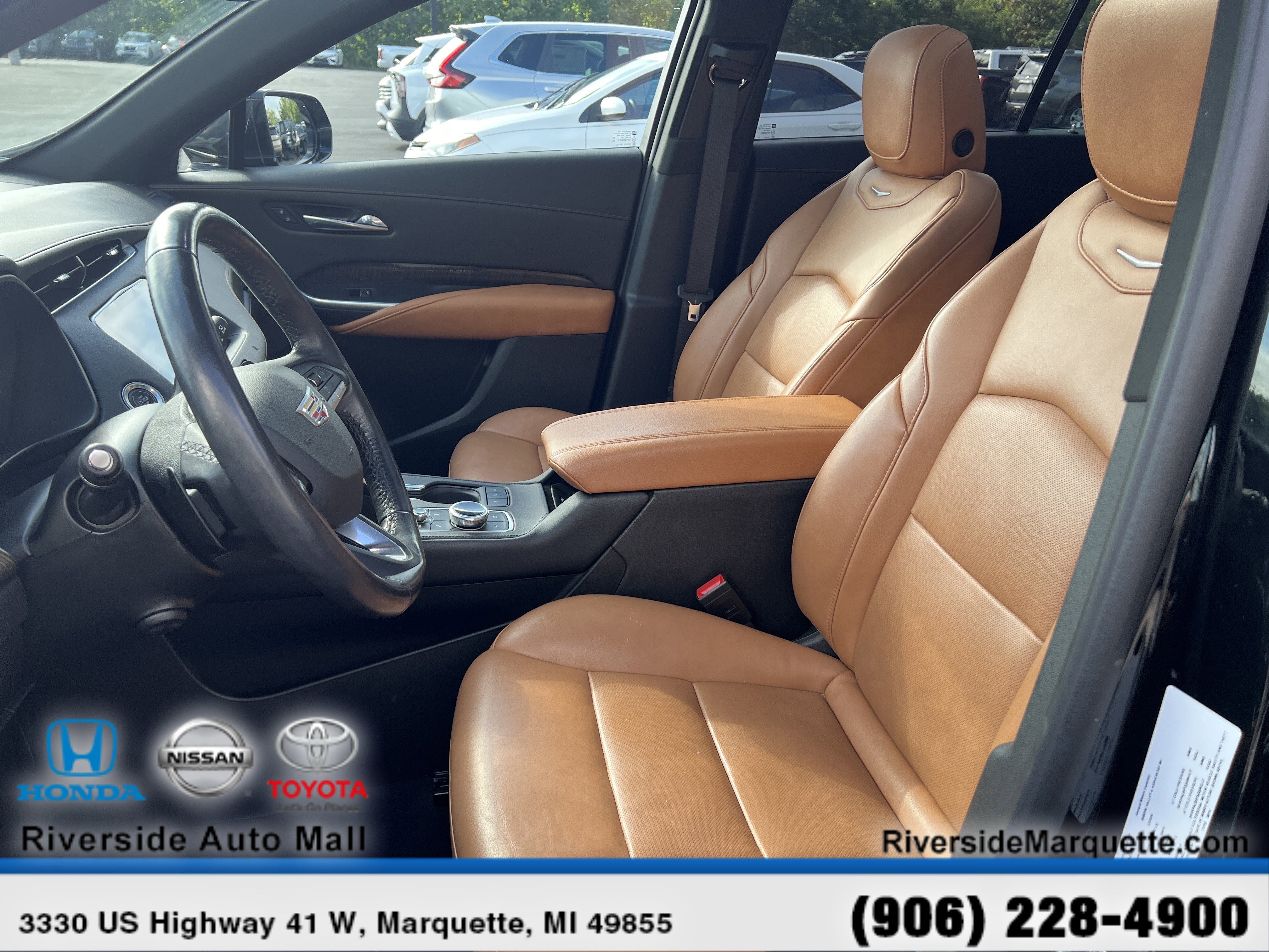 Used 2021 Cadillac XT4 Premium Luxury image 15