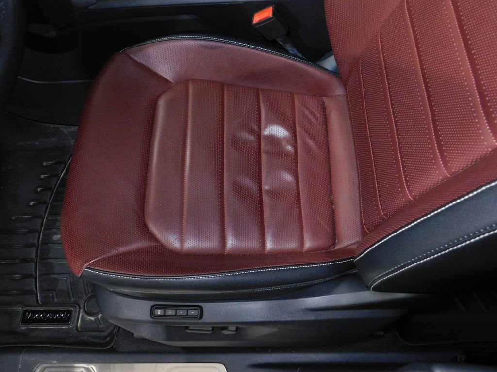 Used 2023 Volkswagen Atlas Cross Sport SEL Premium R-Line image 34