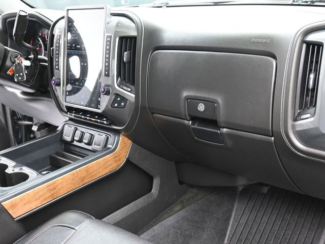 Used 2017 Chevrolet Silverado 1500 LTZ w/ LPO, Street Package AWD/4WD image 27
