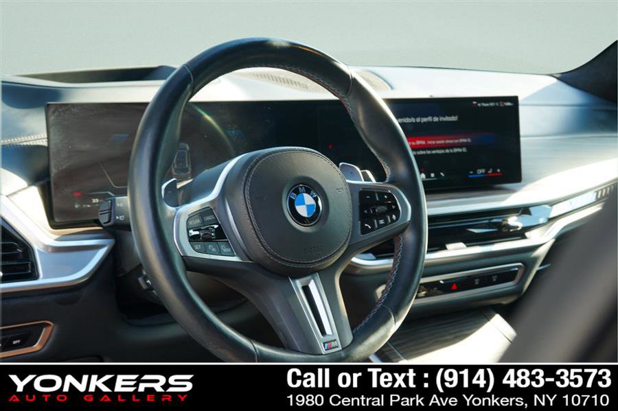 Used 2024 BMW X7 M60i w/ Executive Package image 54