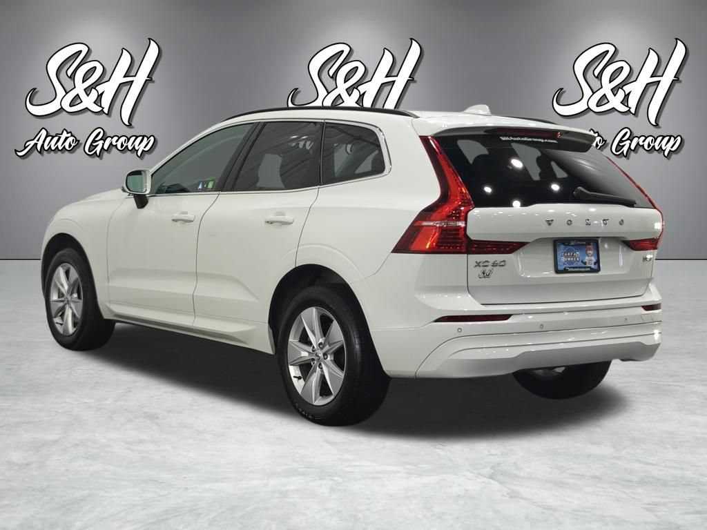 Used 2022 Volvo XC60 B5 Momentum AWD/4WD image 19