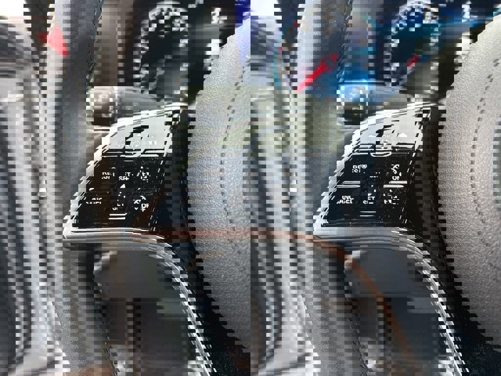 Used 2021 Mercedes-Benz E 350 Sedan image 8