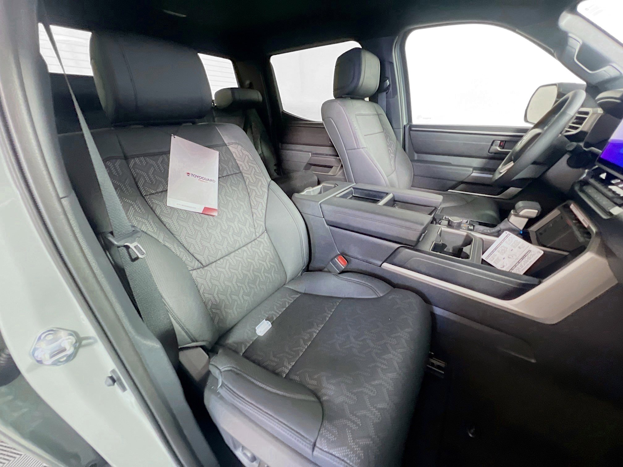 Used 2025 Toyota Tundra SR5 w/ SR5 Premium Package image 31