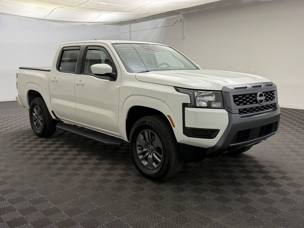 Used 2025 Nissan Frontier SV AWD/4WD image 7
