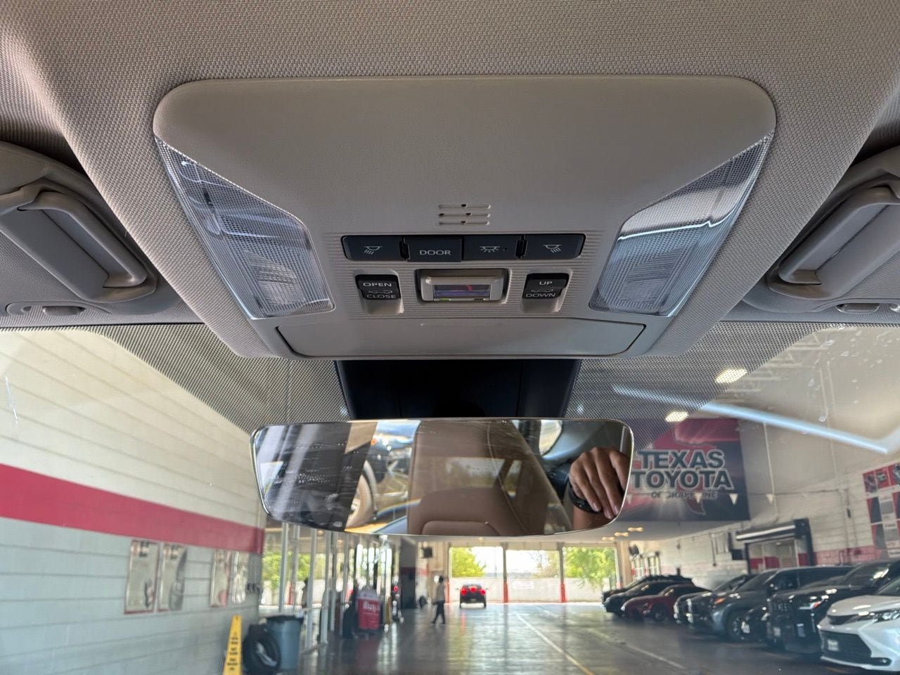 Used 2025 Toyota RAV4 XLE Premium FWD image 16