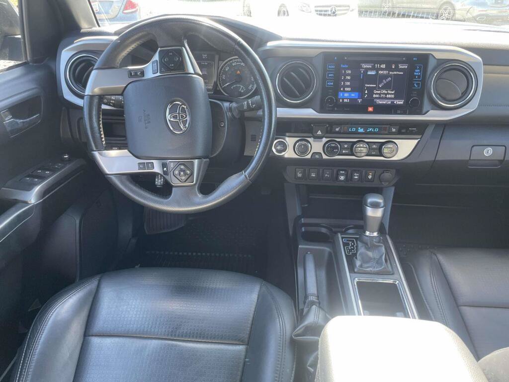Used 2018 Toyota Tacoma Limited AWD/4WD image 2