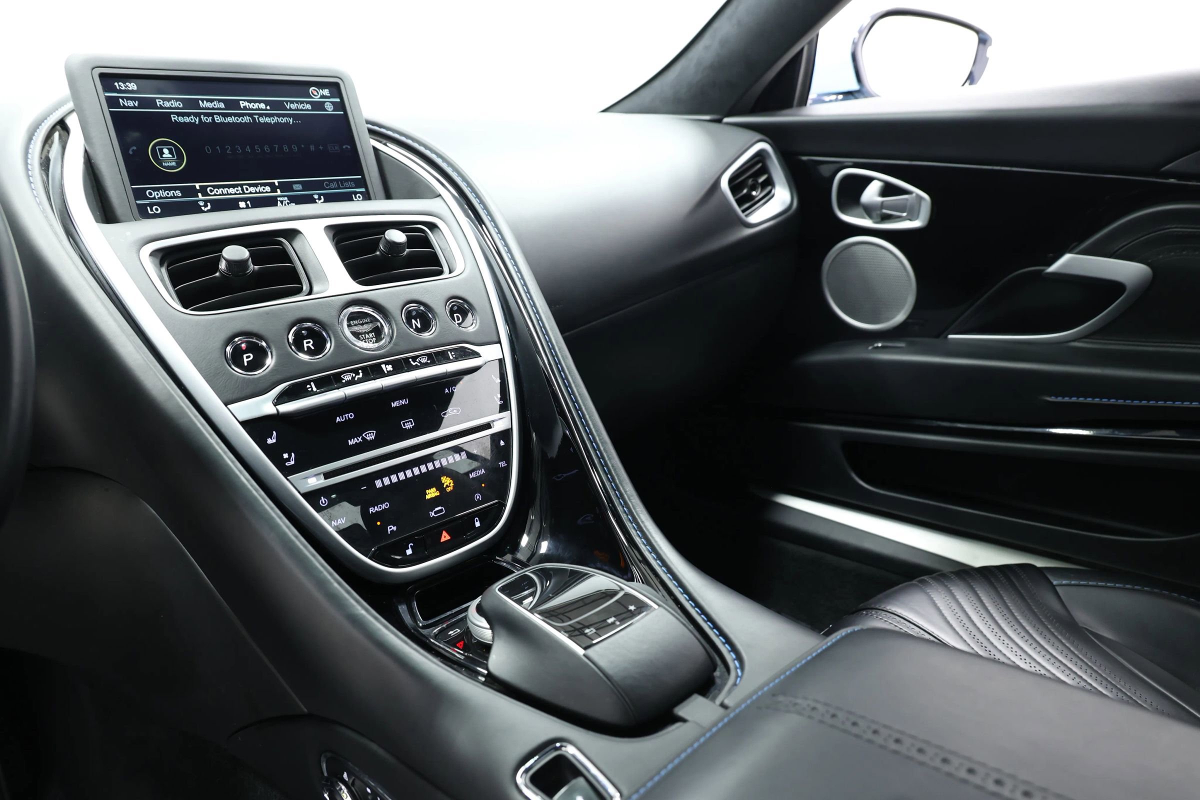 Used 2018 Aston Martin DB11 V12 image 51