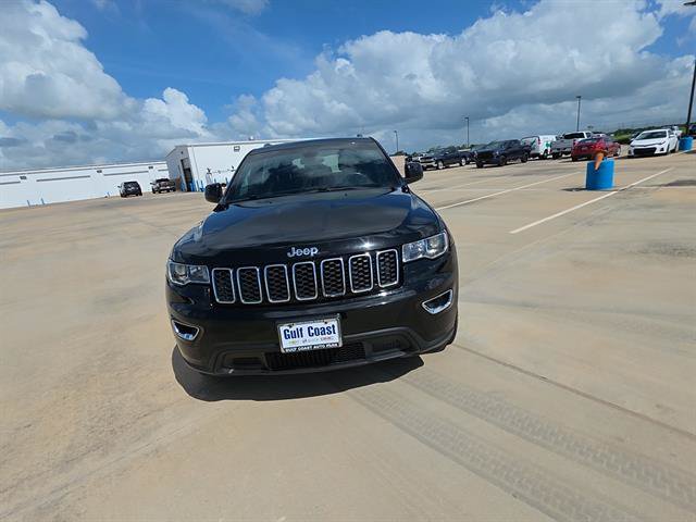Used 2021 Jeep Grand Cherokee Laredo RWD image 2