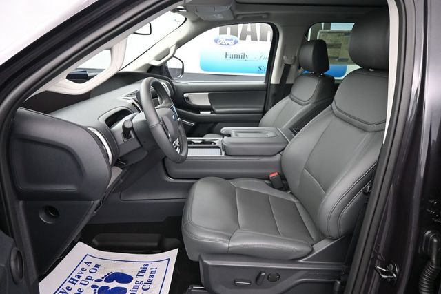 New 2026 Ford Expedition Active RWD image 15