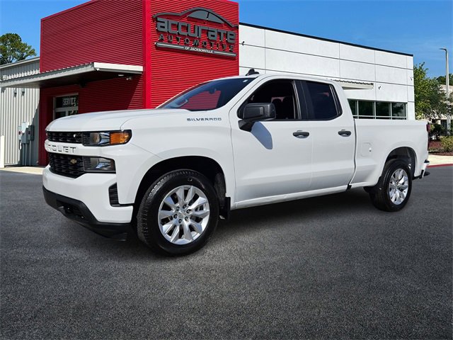 Used 2022 Chevrolet Silverado 1500 Custom image 1