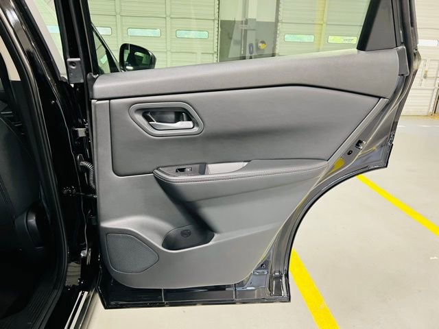 New 2026 Nissan Rogue SV w/ Cold Weather Package FWD image 28