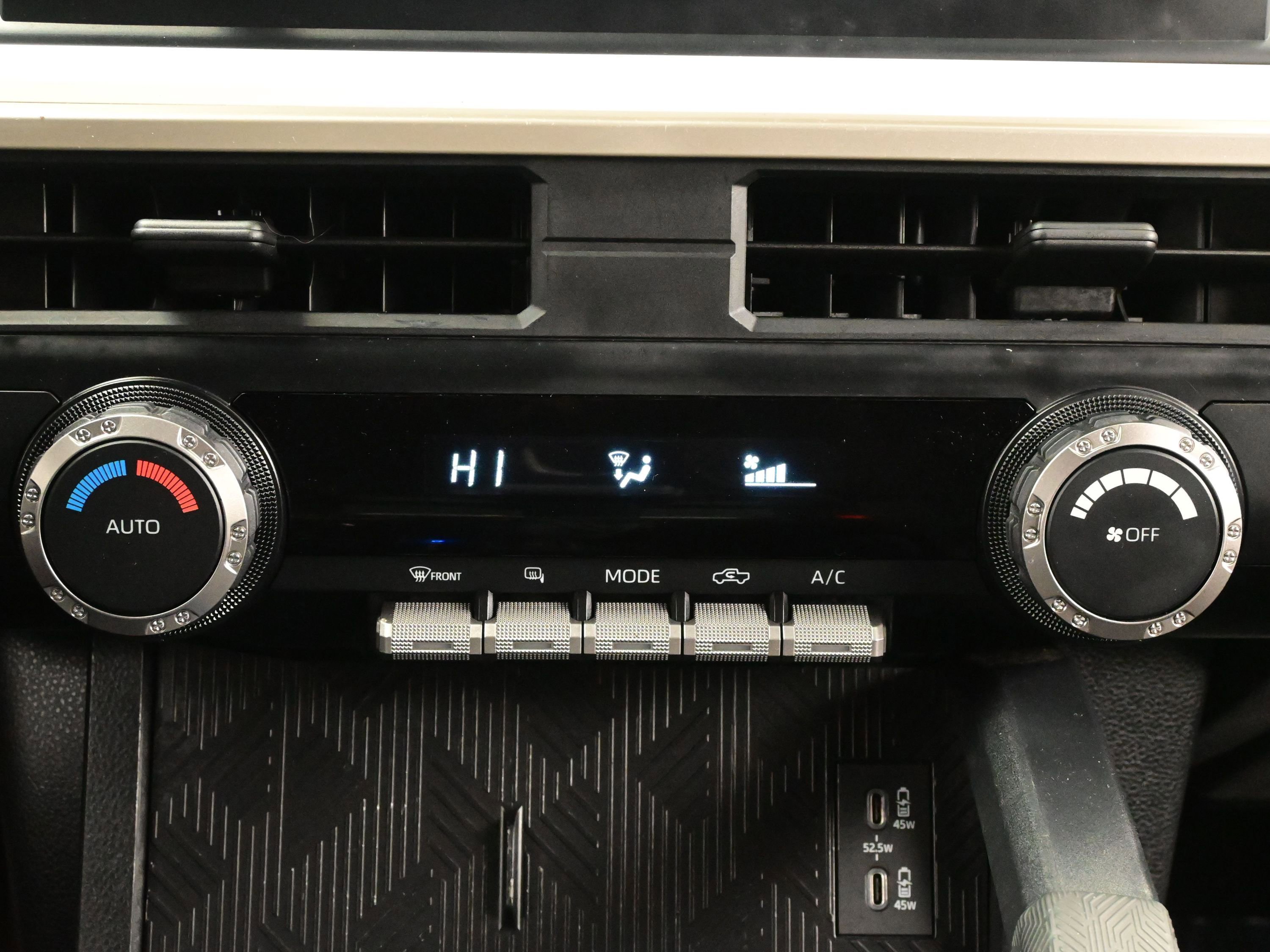 Used 2024 Toyota Tacoma TRD Off-Road AWD/4WD image 19