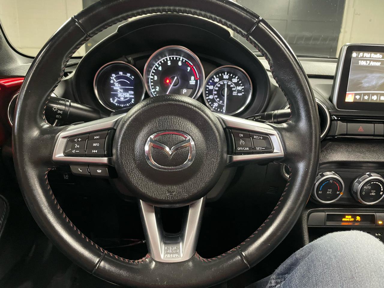 Used 2016 MAZDA MX-5 Miata Grand Touring RWD image 18