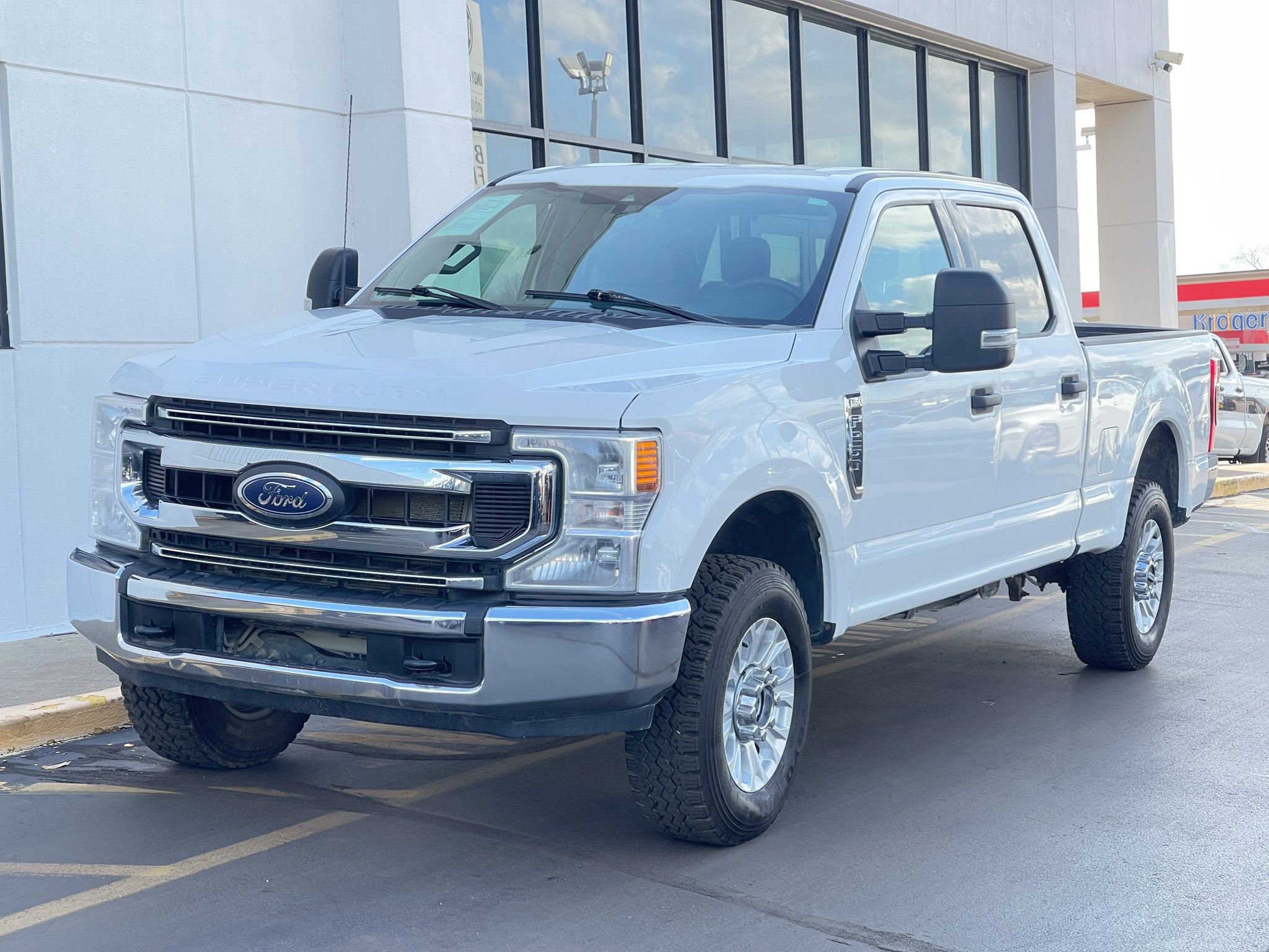 Used 2021 Ford F250 XLT w/ FX4 Off-Road Package image 7