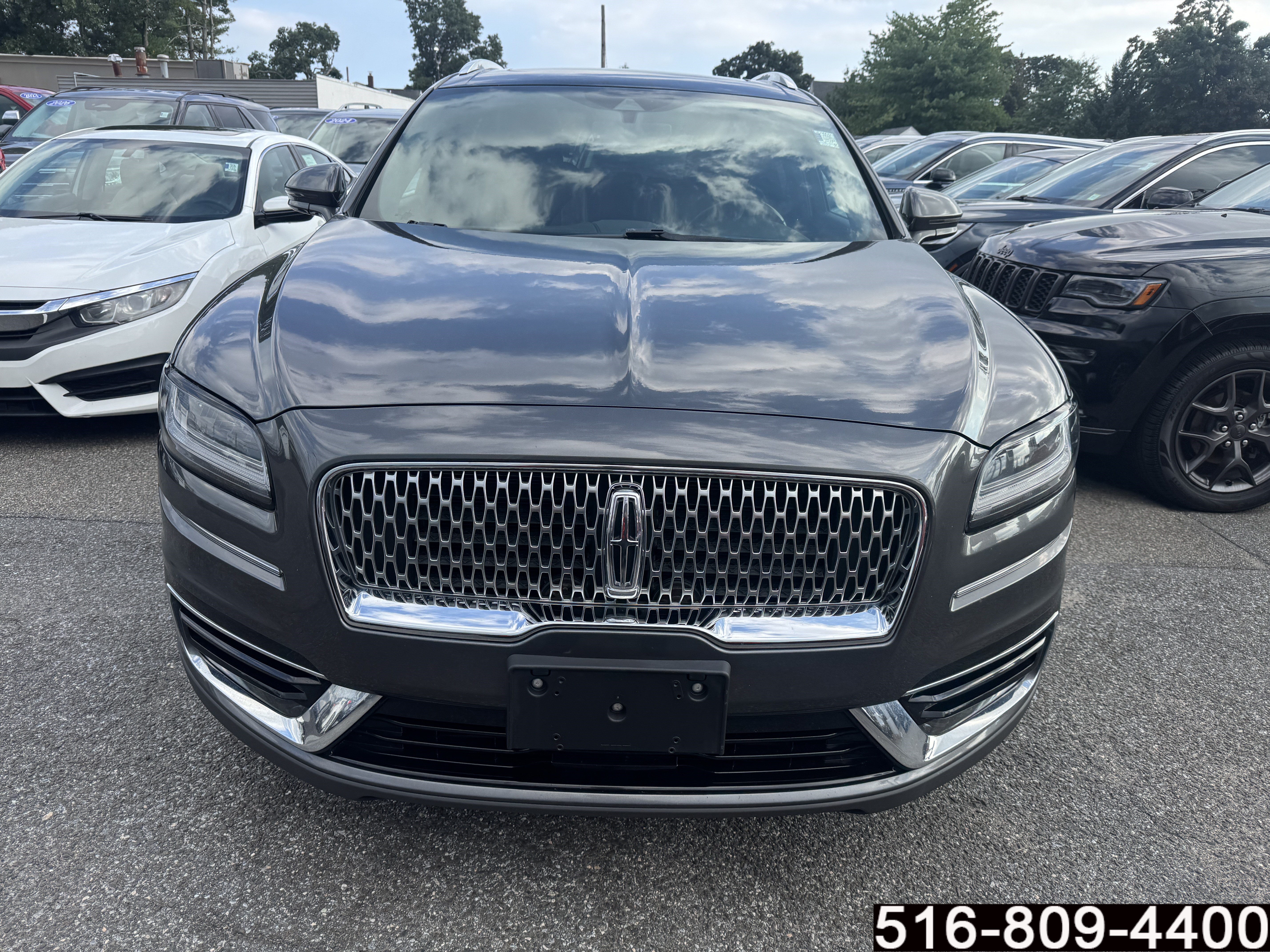 Used 2020 Lincoln Nautilus Reserve AWD/4WD image 2