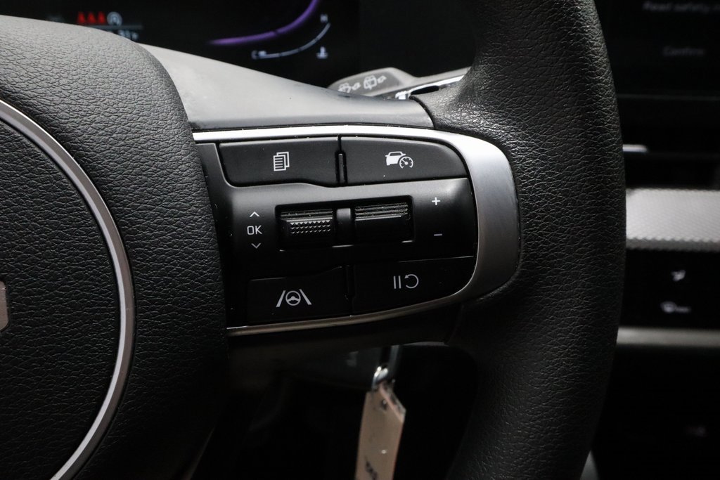 Used 2023 Kia Sportage LX image 30