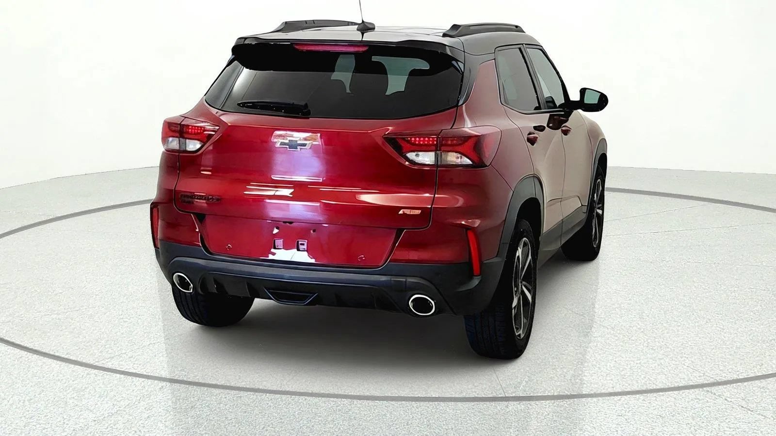 Used 2023 Chevrolet TrailBlazer RS w/ Sun and Liftgate Package AWD/4WD image 5