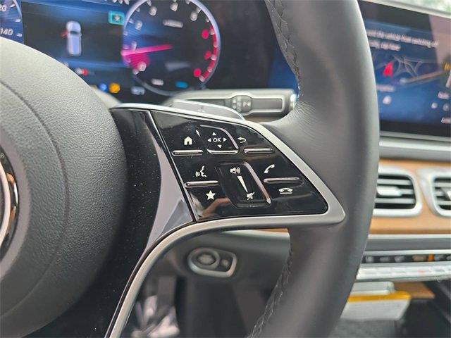 Certified 2025 Mercedes-Benz GLS 450 4MATIC image 35