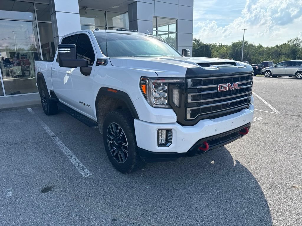 Used 2022 GMC Sierra 2500 AT4 w/ AT4 Premium Plus Package AWD/4WD image 3