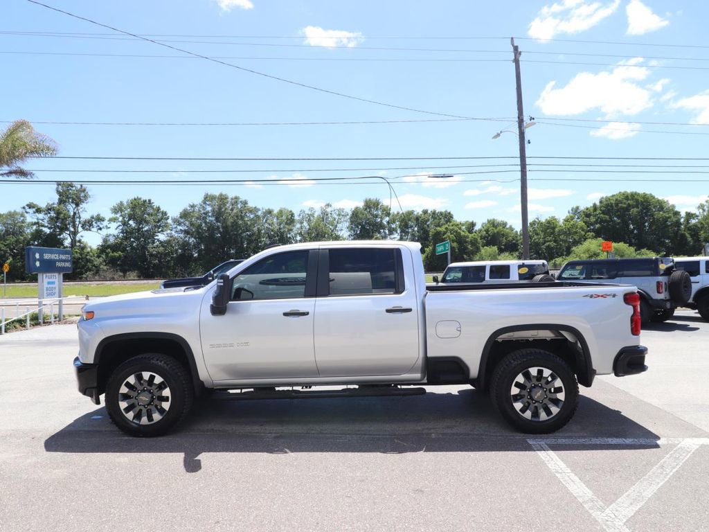 Used 2022 Chevrolet Silverado 2500 Custom w/ Custom Convenience Package AWD/4WD image 8