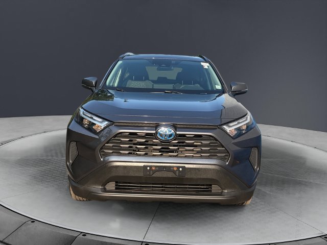 Used 2024 Toyota RAV4 XLE w/ Convenience Package AWD/4WD image 8