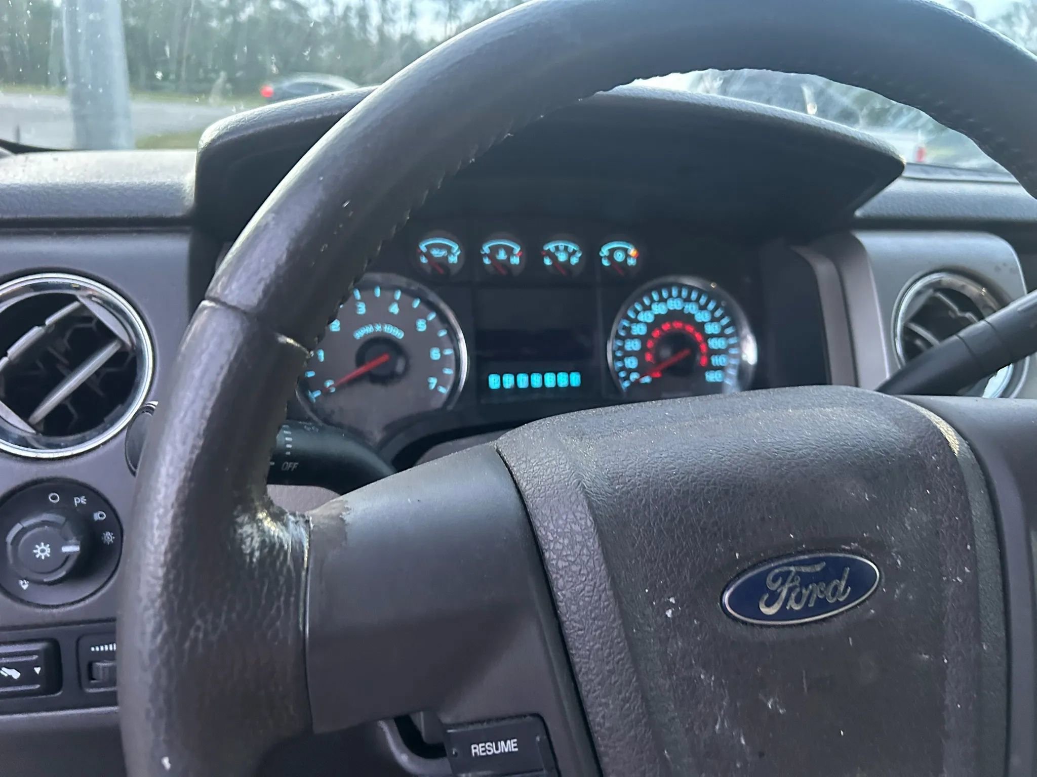 Used 2010 Ford F150 XLT AWD/4WD image 12